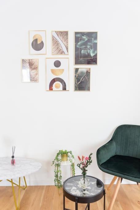 Easy Paris Visit Metro & Parking Apartment Saint-Ouen  Exterior photo